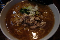 「自然洞ラーメン黒 550円」@自然洞 麺舗の写真