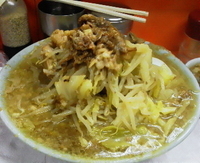 「ラーメン（麺少なめ、野菜少し多め、アブラ）750円」@ラーメン富士丸 神谷本店の写真