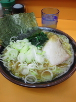 「らーめん並+ネギ」@ラーメン熱烈家の写真