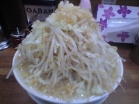 「ラーメン（ヤサイアブラ）太麺」@ラーメン麺徳 東上野店の写真