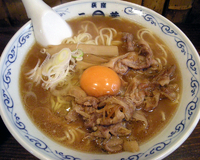 「限定:二葉流徳島らーめん￥750+ライス￥100」@二葉 天沼店の写真