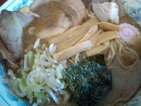 「中華そば+半肉」@次念序の写真