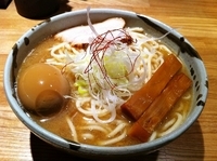 「味玉らーめん・大盛」@北野坂 奥の写真