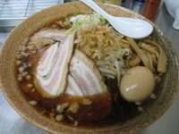 「覆麺（醤油）[780円]+味玉[100円]」@覆麺 智の写真