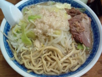 「らーめん（ニンニク、アブラ、卓上カラメ）」@らーめん豚喜 川口店の写真