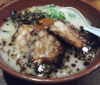 「黒風肉多め+替え玉」@麺工房 風の杜の写真