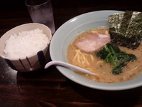 「小らーめん（530円）+ライス（120円）」@ちゃーしゅうりきの写真