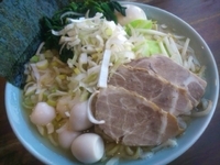 「塩ラ―メン中盛りレン草薬味増し、激得トッピング&ウズラ」@壱六家 大和店の写真