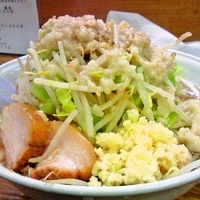 「ラーメン（ニンニクアブラ）」@AKASAKA ANEX  雷電（RAYDEEN）の写真