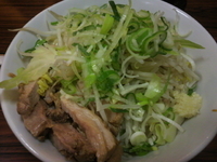 「油そば（ニンニク少なめ、野菜チョイ増し）」@ちばからの写真