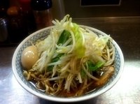 「ラーメン 大盛 （油少なめ、ニンニクなし）」@らーめん大 大久保店の写真