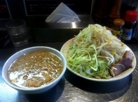 「つけめん （大盛 野菜多め メンマ、ネギ）」@らーめん大 大久保店の写真