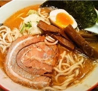 「よし丸らーめん（750円）」@らーめん よし丸の写真