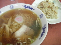 「ラーメン+半チャーハン」@中華定食 ラーメン哲ちゃんの写真