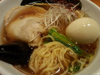 「醤油ラーメン+味玉」@昇の写真