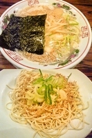 「白とんこつ+替玉」@博多豚骨ラーメン・つけ麺 フジヤマ55 藤江店の写真