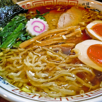 「中華そばさんま香油入り￥720 + 味付け玉子￥100」@二代目 にゃがにゃが亭の写真