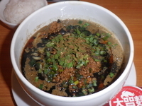 「四川黒胡麻坦々麺（880円）サービス白ご飯（0円）」@天空記の写真