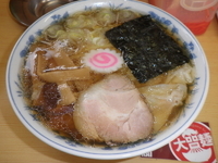 「ワンタンメン（600円）大盛り（100円）」@八幡屋の写真