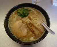 「しょうゆとんこつラーメン 並」@らーめん 福屋の写真