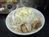 「ぎ郎、大盛、野菜マシ」@らーめん ぎょうてん屋 町田店の写真