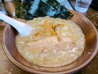 「ラーメン 730円(ネギ多め)」@岩本屋 金沢店の写真