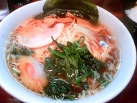 「あっさり鶏の醤油ラーメン+中盛」@ラーメンAOZORA 錦町店の写真