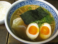 「ラーメン[650円]+味玉[100円]+半ライス[50円]」@和麺屋 長介の写真