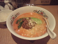 「白胡麻坦々麺」@新中華食堂 天海の写真