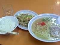 「長崎ラーメン ①番のセット（野菜炒め） 950円」@グラバー亭の写真