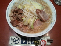 「塩らーめん+こま切れ豚」@らーめん大 大森店の写真