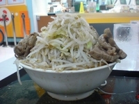 「ラーメン豚まし大（400g）」@ジャンクガレッジ 甲府昭和店の写真