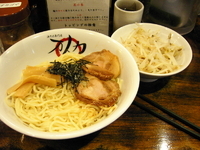 「油そば・倍盛り+トッピング・もやし（100円）」@油そば専門店 万人力の写真