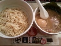 「特製つけめん（中300g）+アーモンド☆らー油」@ORAGA NOODLESの写真