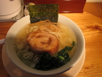 「天然塩らーめん」@新宿めんや 風花 本店の写真