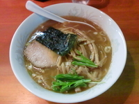 「らーめん（正油）（￥700）」@麺屋むくろじの写真