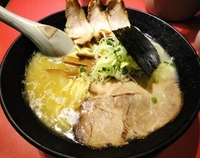 「ヨシベーラーメン塩+トロ肉ハーフ」@ラーメン ヨシベー 錦糸町店の写真