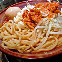 「味噌次郎￥780 + サービス味玉（ニンニク少なめ）」@光麺 新宿南口店の写真