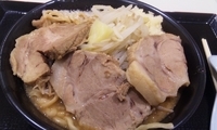 「みそラーメン（中）780円+豚200円」@ジャンクガレッジ イオン北戸田店の写真