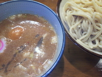 「辛つけ麺（大盛）+味玉」@肉そば しずるの写真