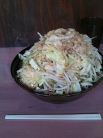 「らーめん（全マシ）」@魔人豚の写真