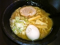 「中華蕎麦+半熟煮たまご」@中華蕎麦 御輿の写真