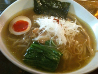 「近江塩鶏麺（700円）」@天下ご麺 浜大津店の写真