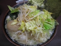 「塩ラーメン700円（オープン記念でトッピング2品無料）」@壱成家 柏店の写真