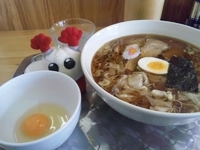 「ワンタン麺+生卵」@川越大勝軒の写真