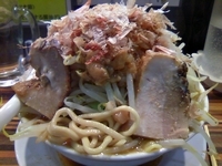 「みそラーメン （にんにく抜き、やさい、かつお、あぶらマシマシ） 」@ラーメン・つけ麺 笑福 大阪西中島店の写真