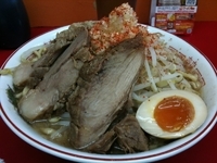 「ラーメン大800 + 豚250 （ニンニク）」@モッコリ豚の写真