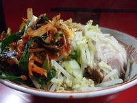 「汁なし+ニラキムチ」@ラーメン二郎 湘南藤沢店の写真