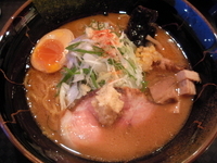 「【 初代 けいすけ 】 極上渡りガニの味噌ラーメンDX」@新!東京らーめんチャンピオンの写真