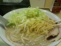 「醤油ラーメン中盛」@超ごってり麺 ごっつの写真